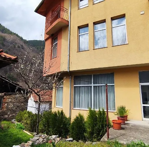 за гости вени-ев Гостевой дом Девин